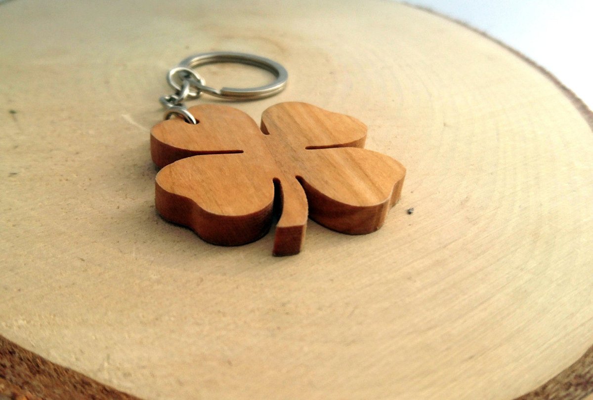 andra_389's tweet image. Wooden Four Leaf Keychain, Cherry, Lucky Keychain, Environmental Friendly Green materials tuppu.net/bf6596ea #keychain #Etsy #CoolKeychains
