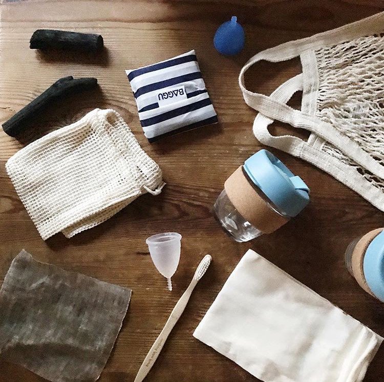 Happy #WorldEnvironmentDay, everyone! This year’s theme is to #BeatPlasticPollution - check out our latest blog post about the ways in which we can all try to live with less plastic, and why lack of perfection is okay. bit.ly/2kOYjGp Photo: @golitterless