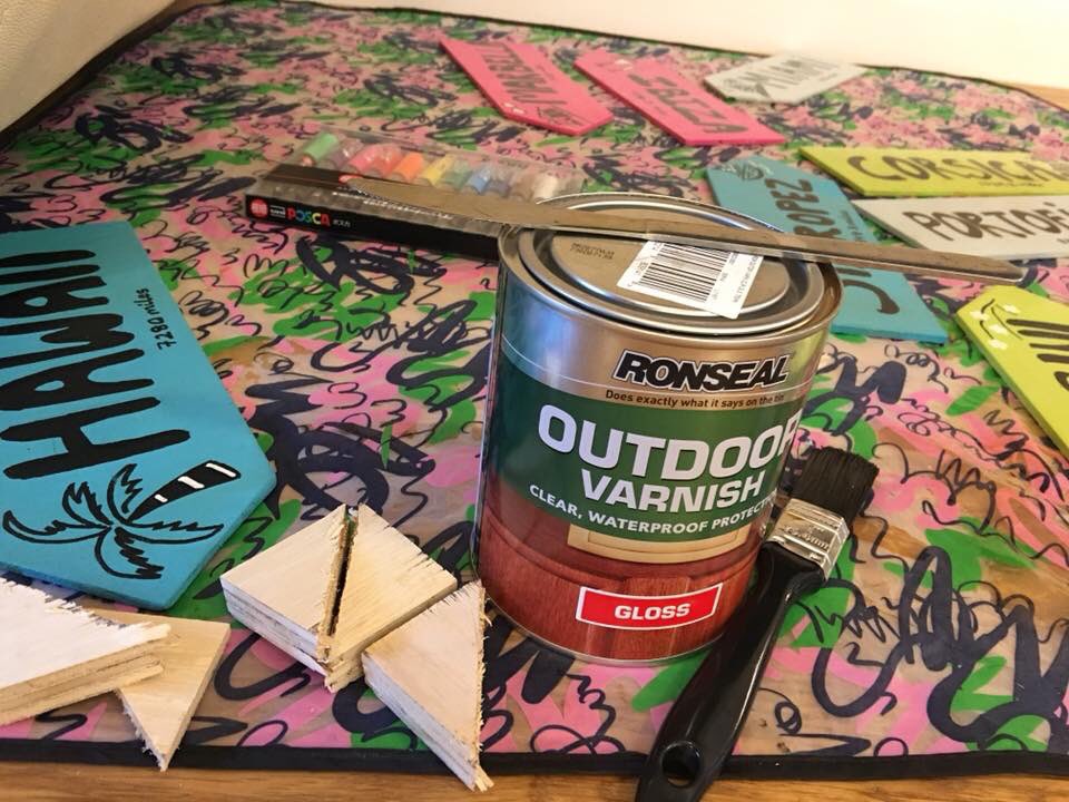 katarya_rads's tweet photo. One step closer to completing my #summer #project #artworks #feelingpositive #creativity #Colour #destinationsigns #distancesigns #woodcraft #workingwithwood https://t.co/KmFv2PMb7l