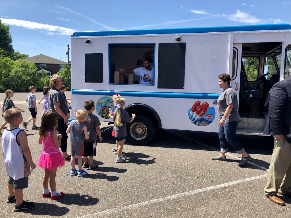 jmsteffensmeier's tweet photo. @pbisMN Centennial Elementary met their school-wide end of the year goal #icecreamtruck https://t.co/eY28w8M5Sc