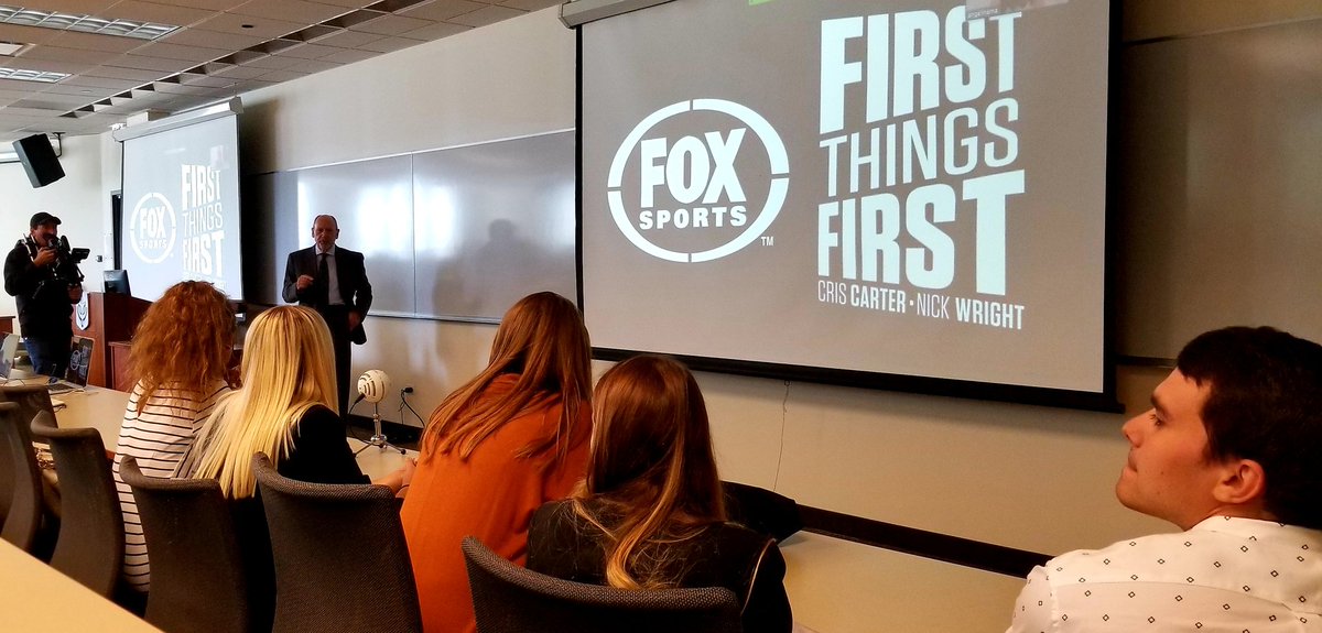 Culpwrit's tweet photo. PR prof @DonaldIngle10 has one of the coolest classes @DePaulU. Final presentations today are actual pitches to @FOXSports PR and marketing team. @DePaulPRAD https://t.co/3oIPBsHZEG