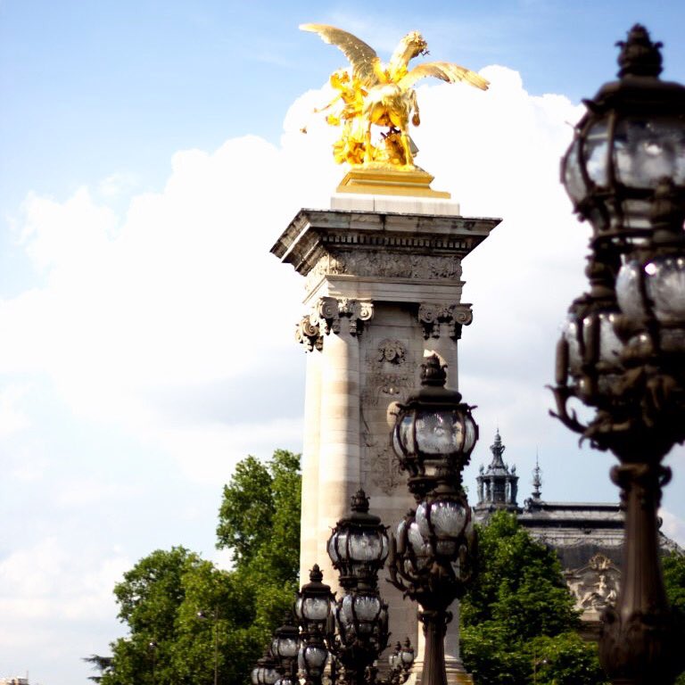 New style &amp; travel story on 
trendsboulevard.co.uk/story-of-love-…
#photography #style #editorial #paris