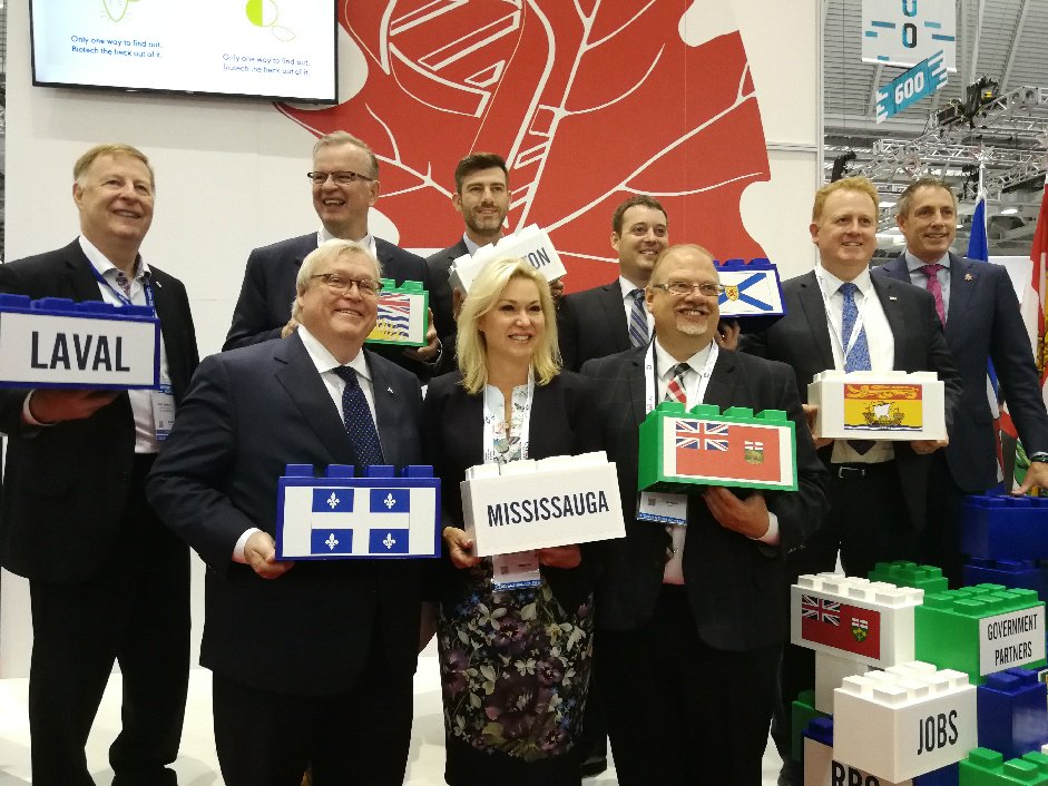 QuebecBoston's tweet photo. .@drgbarrette speaking at the opening of the 🇨🇦 pavilion @BIOConvention "We are all together for #BIO2018!" #partners #lifesciences #QcBIO2018 #Booth751 @economie_quebec https://t.co/tk1IJsKA9P