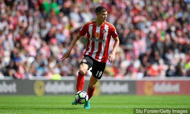 ChatChamp's tweet photo. Reading are set to up there offer for Sunderland’s Paddy McNair to £5 million. #readingfc #SAFC  (TheNorthernEcho) https://t.co/bV7FjXhqVt