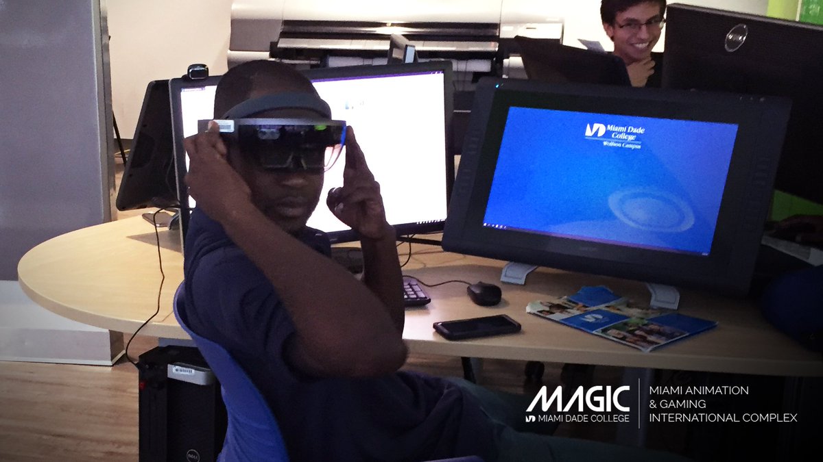 MAGIC_MDC's tweet photo. 🧠🧙♀️MAGIC is hard at work preparing HOLOLENS for the Miami VR Expo this Thur. Fri. & Sat. 🚨📣Students can register for free; sign up now!
Maimi VR Expo: https://t.co/pUUqbMJM0D
#magicVR #AR #HoloLens #magicStudents https://t.co/FexuMWUeJr
