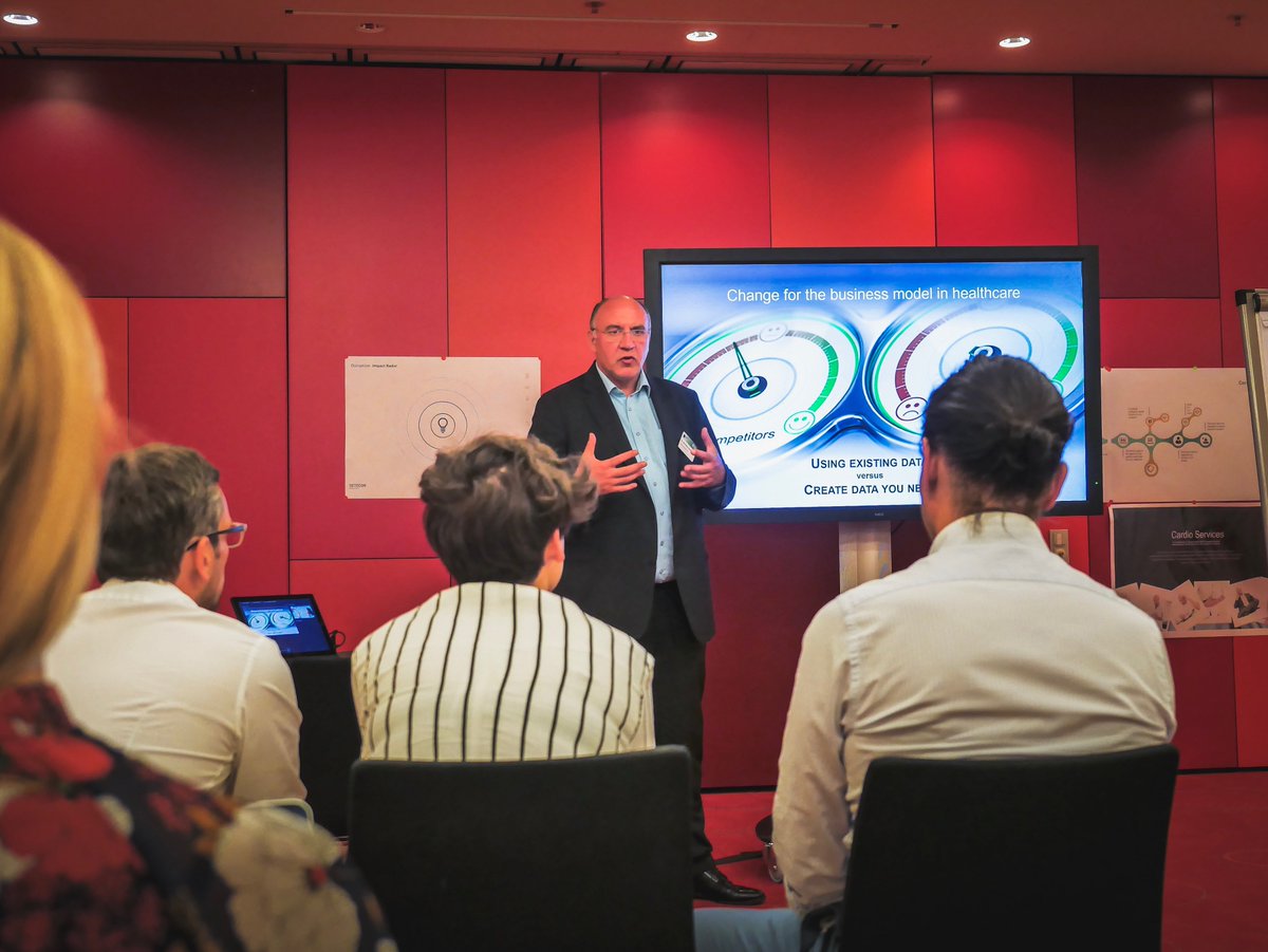 fabian_wiktor's tweet photo. Fruitful Workshop @#Connference in #Berlin with @4amann &amp; @HeinrichArnold from @detecon about "Disrupt Healthcare!" Our task: Design a Digital Healthcare Model that creates added value to patients. #innovation #connectedliving #cocreation https://t.co/oP7Qo1EtBZ