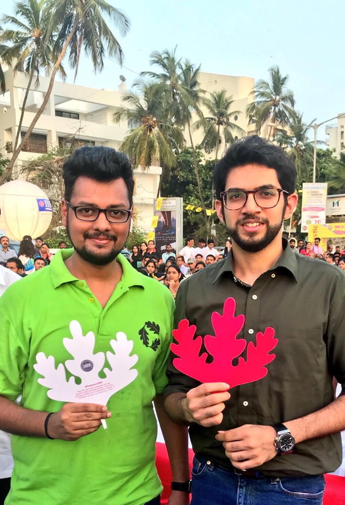 ajhunjhunwala09's tweet photo. .@AUThackeray supporting #FindYourLEED campaign. #LEEDOn #gblittlewonders @USGBC @GBCI_India #WorldEnvironmentDay #BeatPlasticPollution https://t.co/egAxMFiR3y