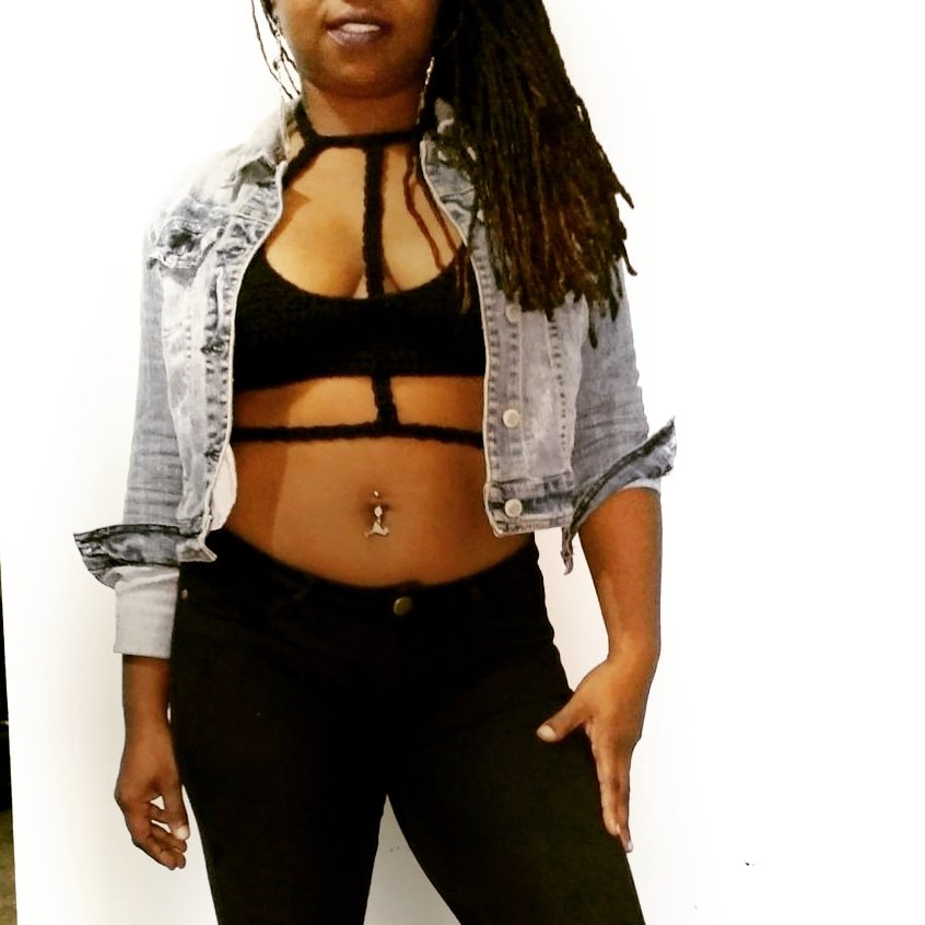 Hey! You don't know me yet but new music is coming soon! Watch this space &amp; follow me on Instagram. Join the #FyahNation 🔥💋 #NewProfilePic