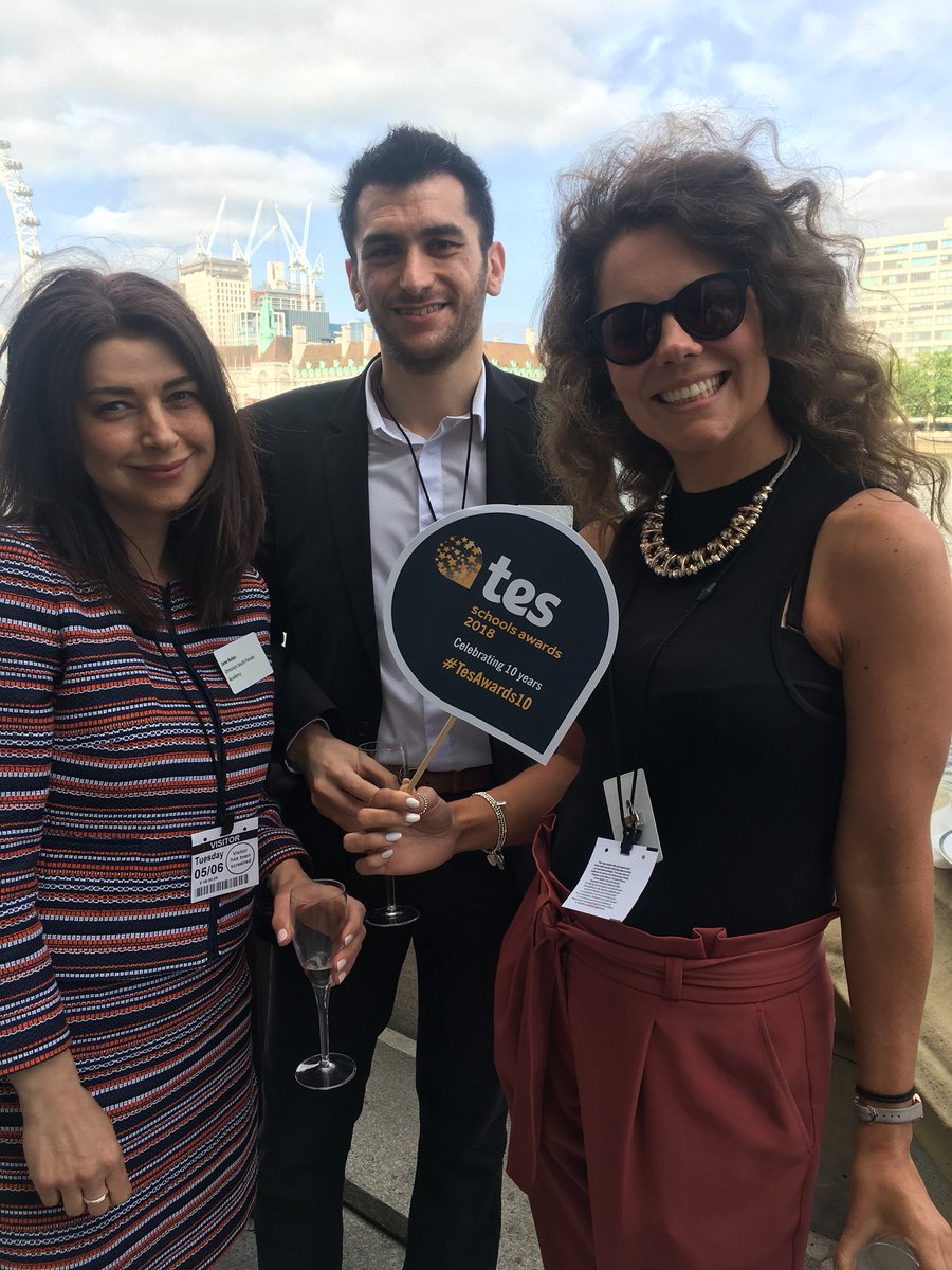 tes's tweet photo. .@OCA_Maths @whisto_maths @OATChadwick (multiple noms): ‘winning the @Tes awards would open students eyes to the rest of the UK’
@LyceeChurchill (technology award): ‘it’s great to be rewarded for hard work and all that we do’ 
@SouthParadePS: ‘it’s great for Grimsby’ #TesAwards10 https://t.co/d1lMl46nIb