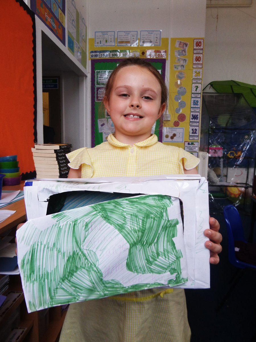 St_JamesYear3's tweet image. Check our Ruby&apos;s brilliant African safari she created, inspired by our Lion King performance last term!#3Norway #homeschoolproject