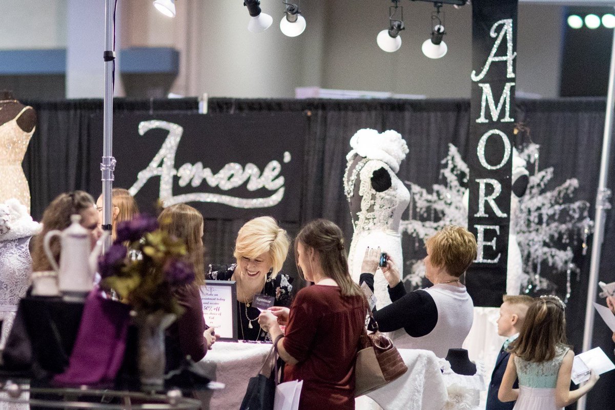 Calling all wedding vendors! Now is your chance to be apart of 
KC Weddings Bridal Spectacular! Reach out to Jeri at jkadel@kcstar.com or 816.234.4104 for more information.