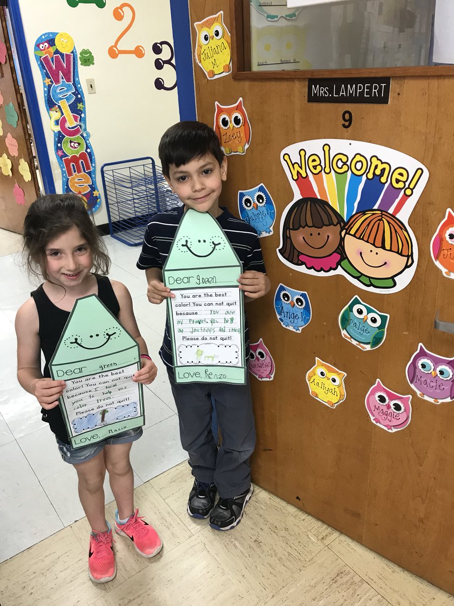 lisaarosee's tweet photo. Persuasive writing! Dear red, please donβt quit! #kindercrazy #writersworkshop thanks, @Mrs_Eitingon π https://t.co/eo6frQqzmQ