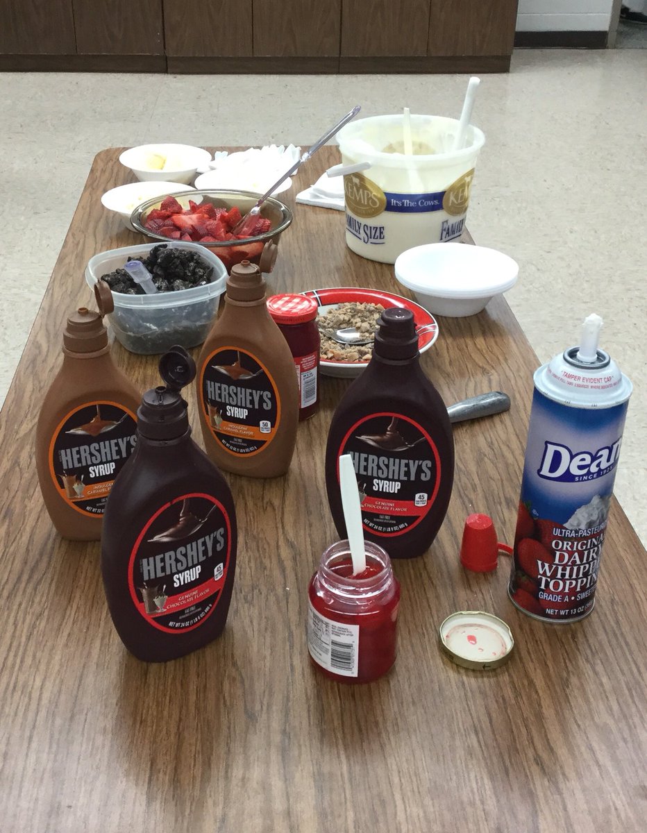 DeniseGering's tweet photo. Appreciating Apollo ss who completed 4th Quarter volunteer hours.Thank you for your time in the community. @DeniseGering @hssdbv @HSSD https://t.co/3NheC602xh