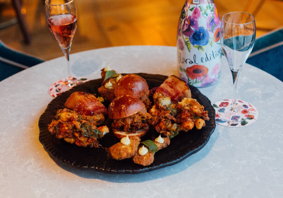 Enjoy our mouth-watering sharing platter for two and a bottle of prosecco for just £30 every Monday to Thursday from 5pm. The perfect post-work treat!