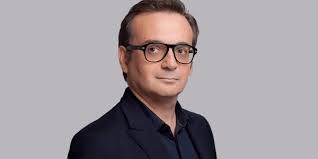 JulienBrigot's tweet photo. ce soir sur @franceinfo à 22H20 #Generation98 avec @KarimNedjari et @FCarbonne La nuit des maudits  @EditionsFayard https://t.co/AAdkxZew0j