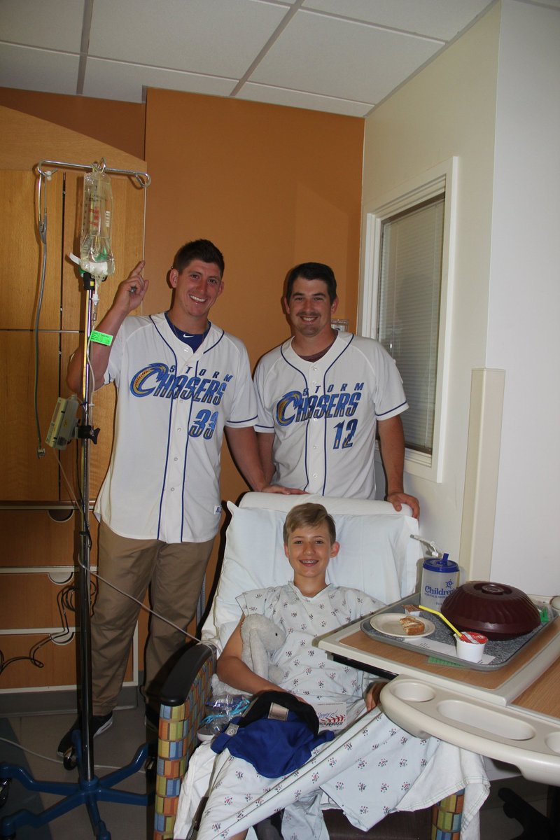 OMAStormChasers's tweet photo. Pics from this morning's @ChildrensOmaha visit with Chasers players Jonathan Dziedzic & @schwindiesel, as well as @SummitDentalH staff. #ChasersCommunityWeek #50maha https://t.co/Ejh6g30rNB