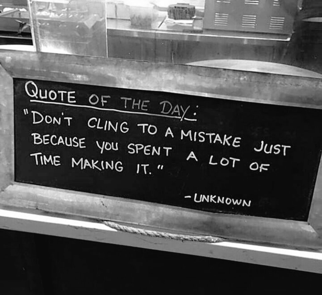 Onlineshayar's tweet photo. Some things are just not worth it &amp; u have to understand that at the right moment https://t.co/SSa2NxDD3w