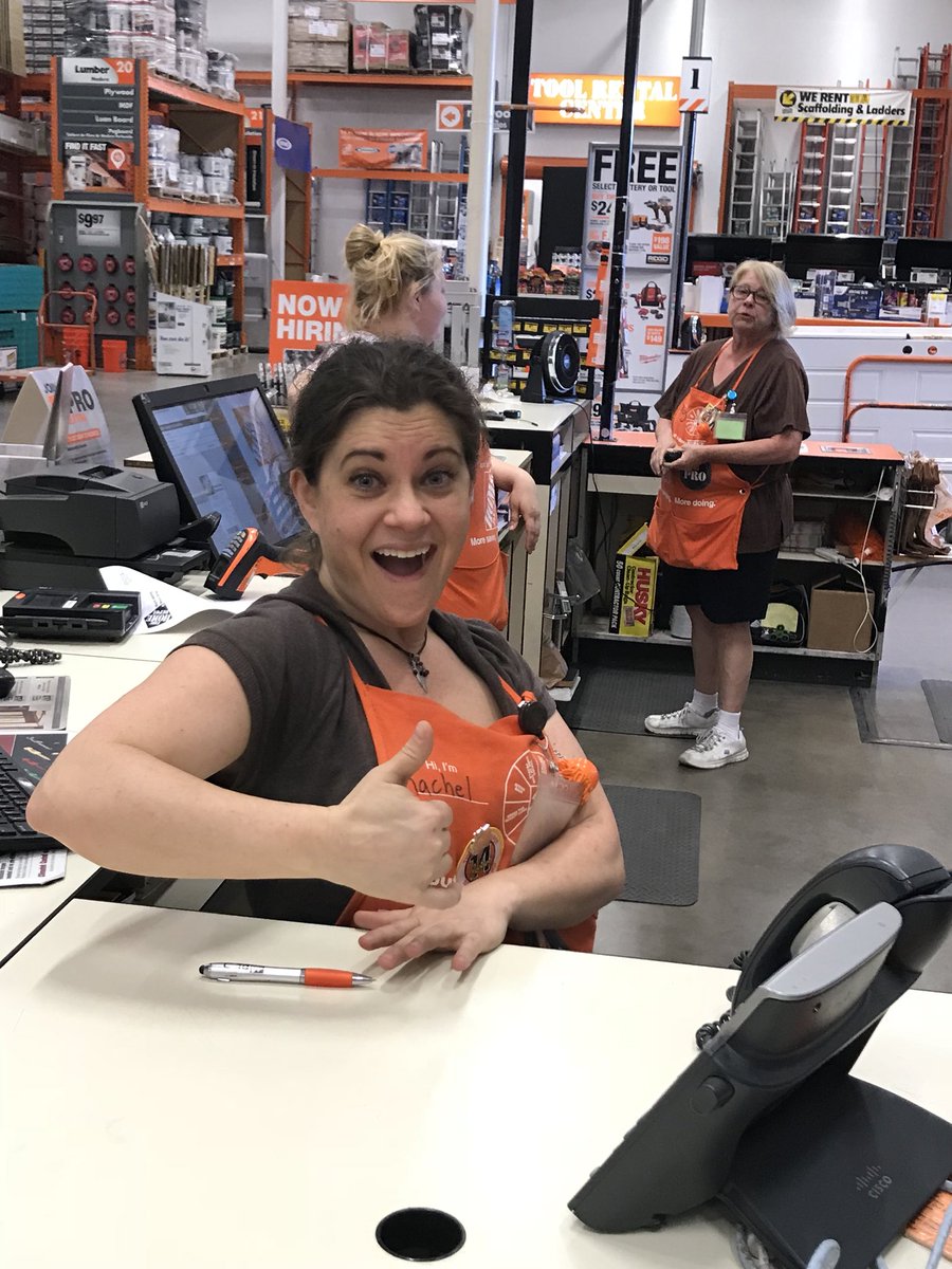 JasonVanBeusek1's tweet photo. PASA Rachel hits the ground running with 7 k in cabinets #THD2828 #awesomeness # smallbutmighty #theprosknow #thehomedepot @martinibrent @BurgEric22 @ChanacksStein https://t.co/lc8vsmgppF