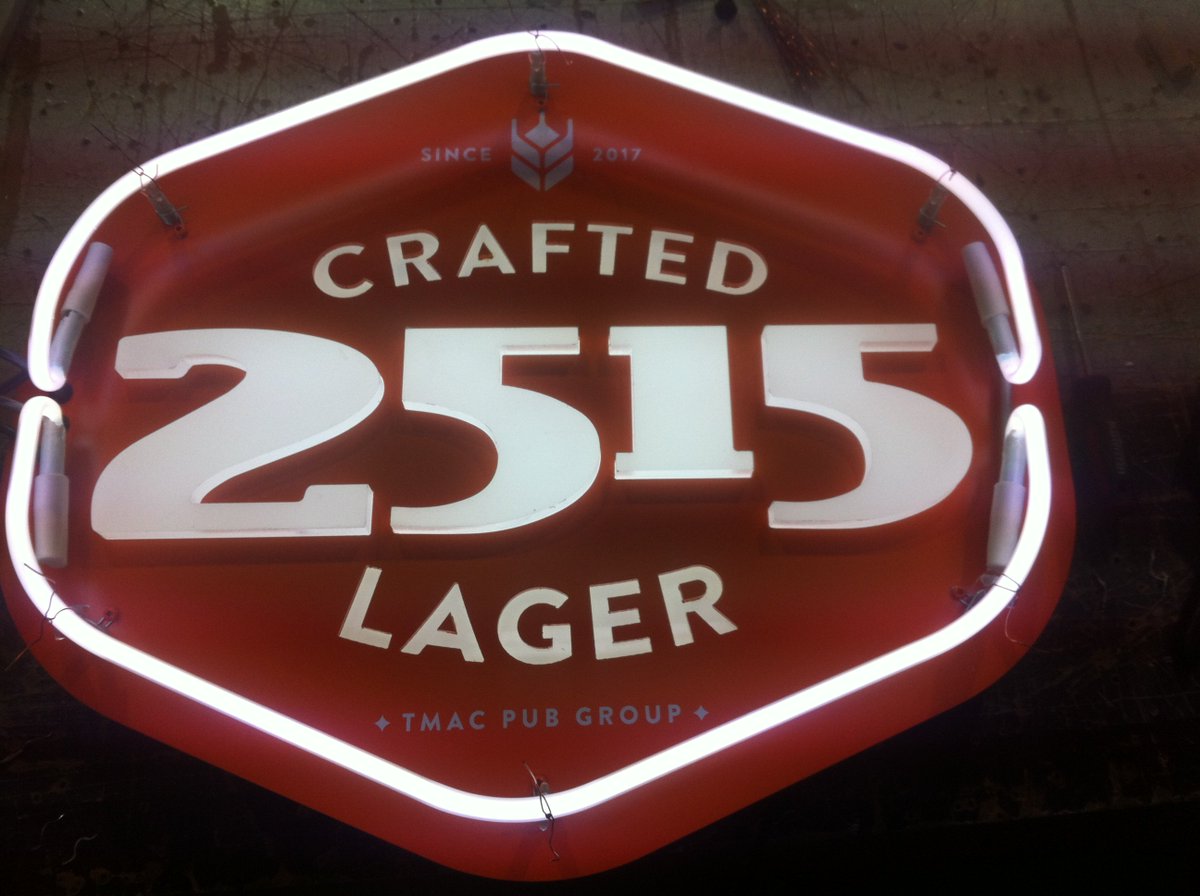 UniSignGroup's tweet image. If you haven't been to the Point, you've been missing out! Fantastic pub with an unbelievable sign package. Green halo lit channel letters &amp;amp; an old school beer sign with classic neon and LED push through acrylic. Check them out! @pointpubyyc #ThePoint #yycpubs #yycsigns #led