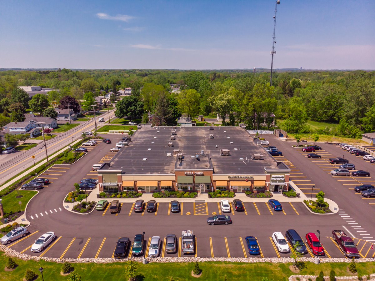 LegendsWhitney's tweet photo. Fairport Pharmacy and Coffee Hosting Grand Opening on June 8th and 9th https://t.co/CGEEjY3yui #WhitneyTownCenter #Fairport #PotionsAndNotions #GrandOpening https://t.co/R3JCV81e7M