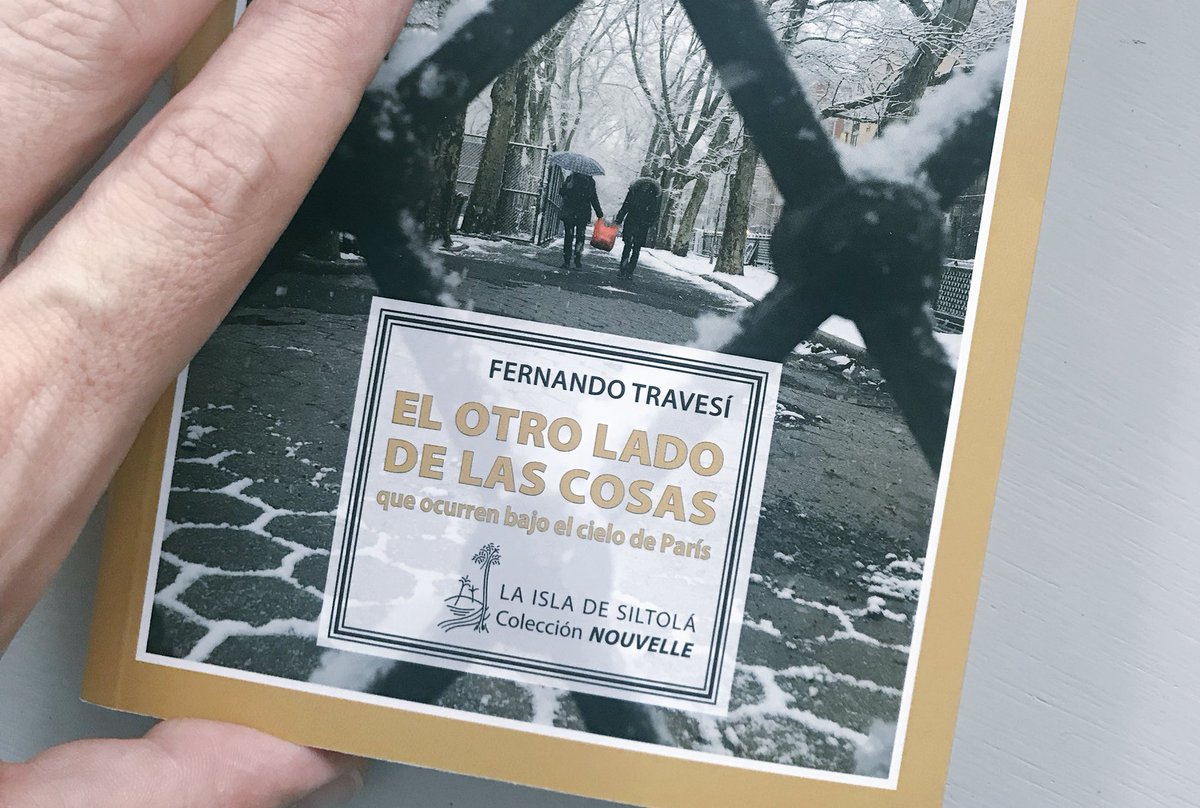 MarioAnguloTV's tweet image. Por fin tengo en casa la novela de mi amigo @NandoTravesi Estoy deseando de empezar a leerla. 🔝#Elotroladodelascosas
