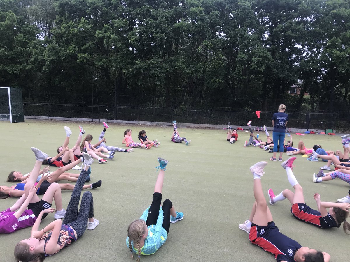 THSch_Junior's tweet photo. #Run4Rwanda club! 👍🏼😃 We are building on our endurance and stamina ahead of @RunBournemouth in October! #running #thjunior https://t.co/rCBXuHas6v