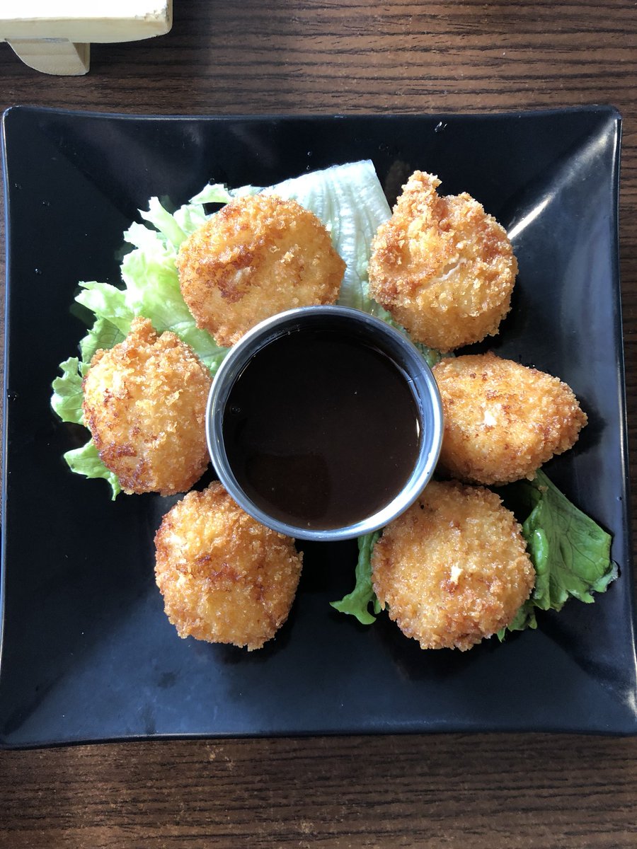 Happy Tsuki Tuesday! Enjoy 10% off dine in, take out or delivery 😋 #jumboscallops #sushi #japanese