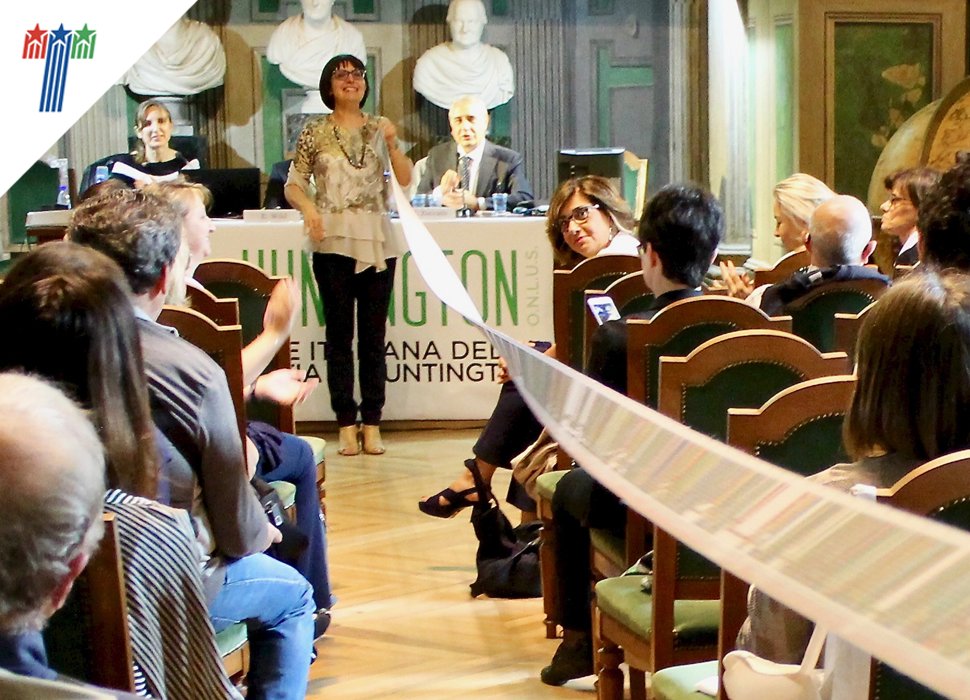 Fondaz_Telethon's tweet photo. #HDays18 6/6 a Milano per chiudere gli Huntington’s Days vivi anche tu il flash mob dedicato all’insospettabile lunghezza del gene Huntington. L’evento sottolinea quanto sia importante accendere la luce su una malattia poco conosciuta https://t.co/EXiwNjl5Jk
@HuntingtonOnlus https://t.co/j1a9g3V25X