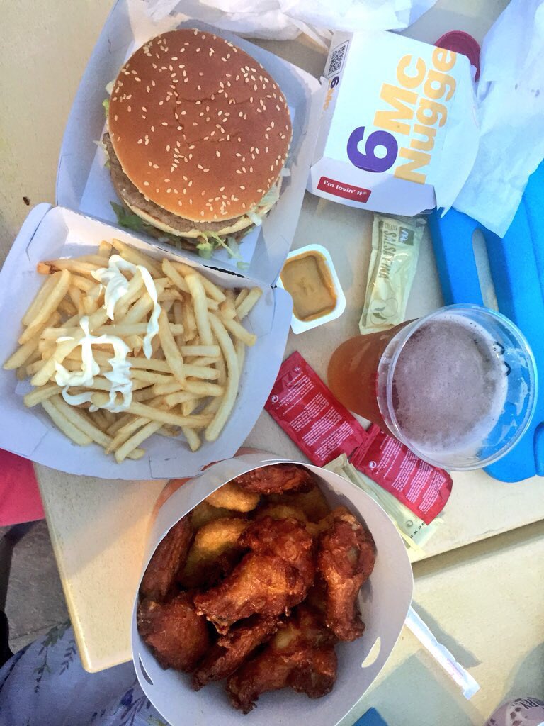 Blake7tweets's tweet photo. Show us your #ibizaready pics. Now. https://t.co/t81yYsFDJu
