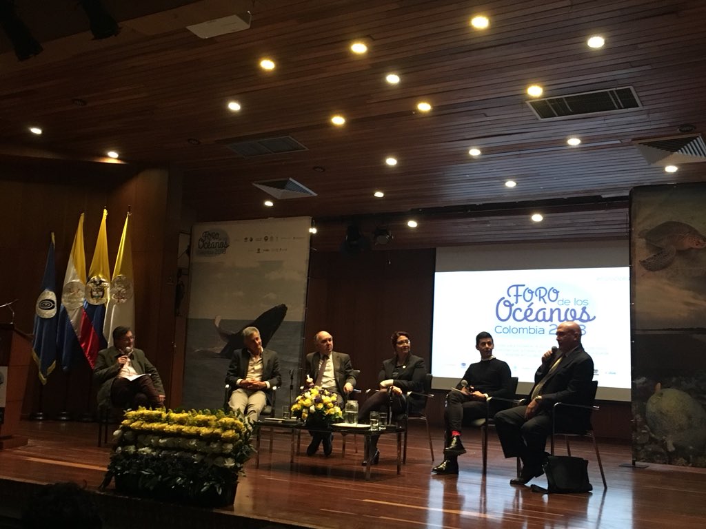 Continúa el #ForoOceanos2018 com el segundo panel. Sigue este evento a través de parquesnacionales.gov.co