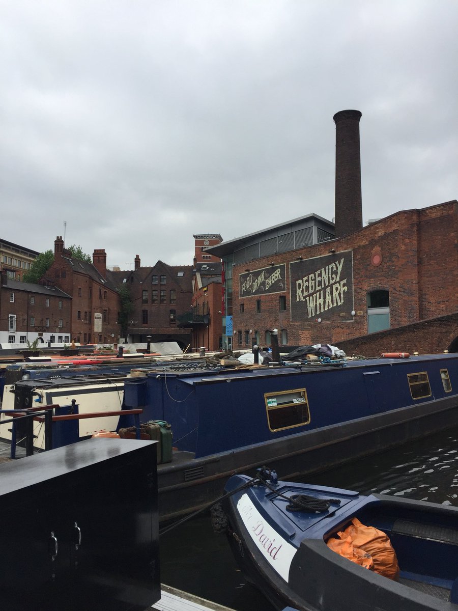 MissHBrittle's tweet image. A wonderful day of fieldwork in Birmingham looking at urban regeneration with Year 10 students! #geography #fieldworkisfun