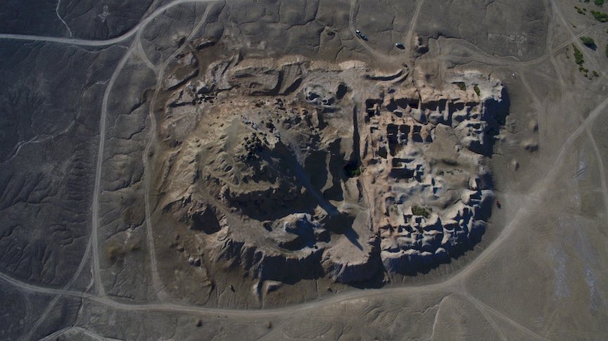 Google (@google) on Twitter photo Explore the unique stories of Iraq’s endangered heritage sites and the extraordinary efforts to preserve them on <a href="/googlearts/">Google Arts&Culture</a>, in partnership with <a href="/WorldMonuments/">World Monuments Fund</a> → goo.gl/hntYAV Explore the unique stories of Iraq’s endangered heritage sites and the extraordinary efforts to preserve them on <a href="/googlearts/">Google Arts&Culture</a>, in partnership with <a href="/WorldMonuments/">World Monuments Fund</a> → goo.gl/hntYAV