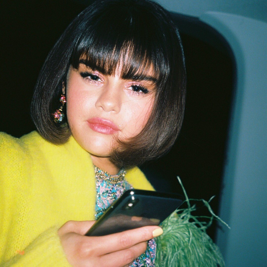_selenagomezpt's tweet photo. Fotos por detrás da câmara da gravação de #BackToYou. 📸
#BackToYouMusicVideoTODAY https://t.co/qBoMRsJqVK
