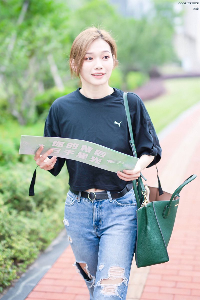 etherealweijin's tweet photo. 180604 Wei Jin Preview
cr. COOLBREEZE_้ญ็พ
#Produce101 #PRODUCE101CHINA #ๅ้ 101 #Vera #WeiJin #้ญ็พ #JCEnt https://t.co/TflnadnOCn