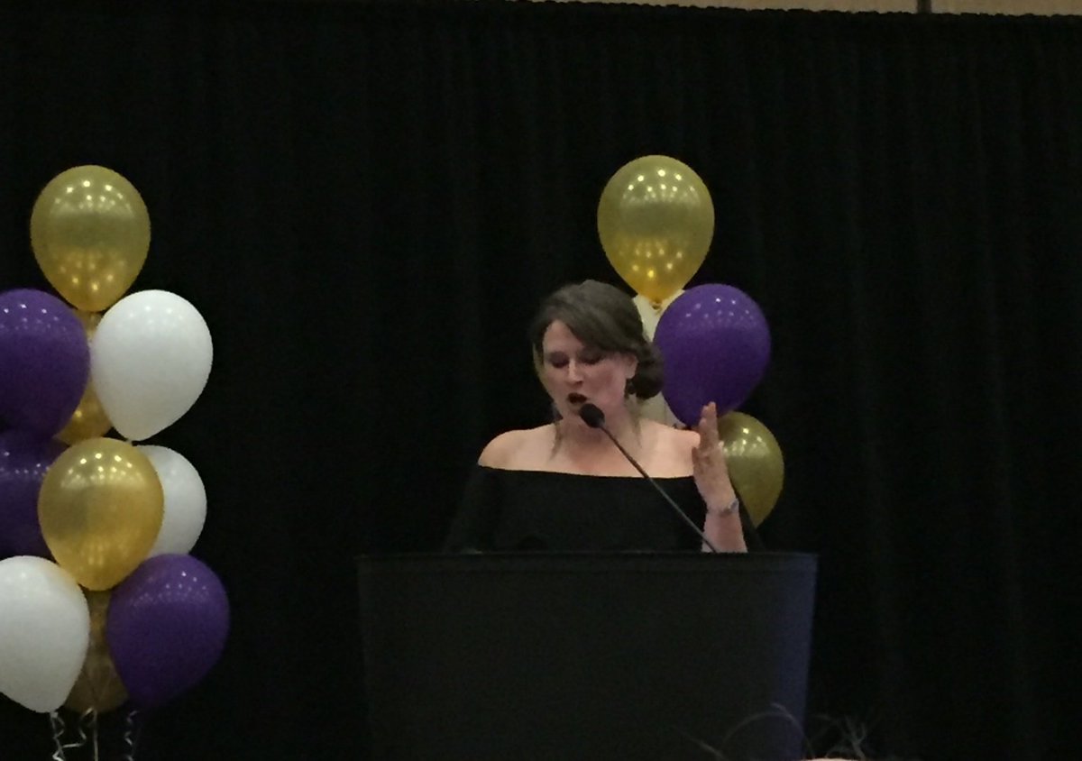 likes_words's tweet photo. What an honour to receive an #ABLitAward on Saturday! And the #shenanigans afterward were fun! Thx to the @WritersGuildAB for treating its shortlisted authors with such class. #canlit #WGA2018 #yyc #winningessay to be published in @blankspacesmag in Nov. https://t.co/r3O8UQjdS0