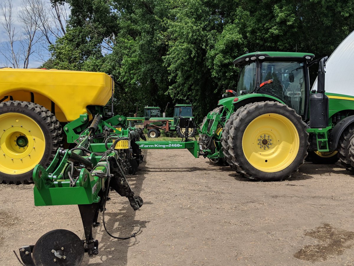 thejim1977's tweet photo. Farmking got an upgrade today #greenstarratecontroller #apply18 #johndeere https://t.co/tggarK2Aqc