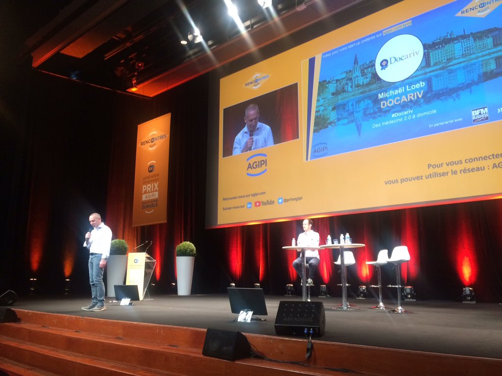 prixagipi's tweet photo. #docariv finaliste du @prixagipi à son tour présente sur scène son initiative >> des médecins 2.0 à domicile ! https://t.co/FkLW96JNez