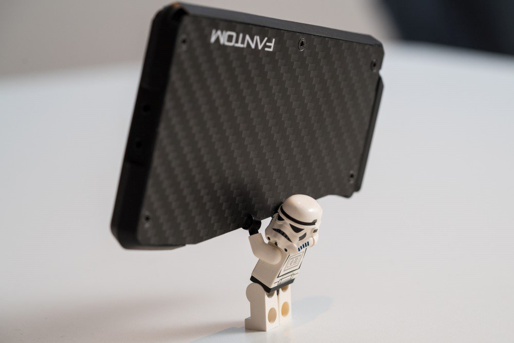 WalletCoUK's tweet photo. Fantom F7 Carbon Fibre Wallet @WalletCoUK #WalletCoUK @FantomWallet #FantomWallet #Fantom #F7 #CarbonFibre #Wallet #Slim #CardCase #Carbon #CarbonWallet #CarbonFiber #CarbonFibreWallet #CarbonFiberWallet #EDCWallet #SlimWallet #EDC #EverydayCarry #RFID #RFIDBlocking #Weighs1Gram https://t.co/AC1tjI9rjY