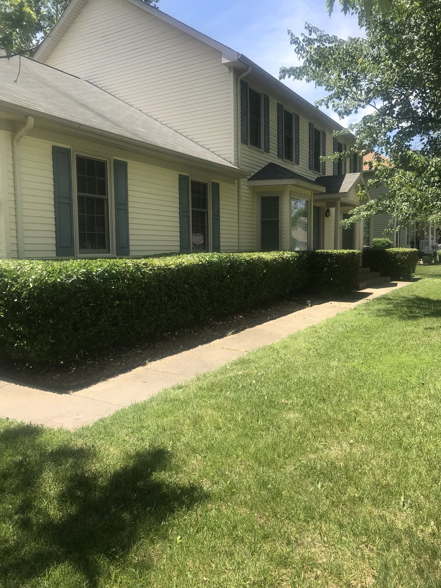 LAWN_GUY_757's tweet photo. ✂️✂️✂️ https://t.co/H5ctTHTxM7