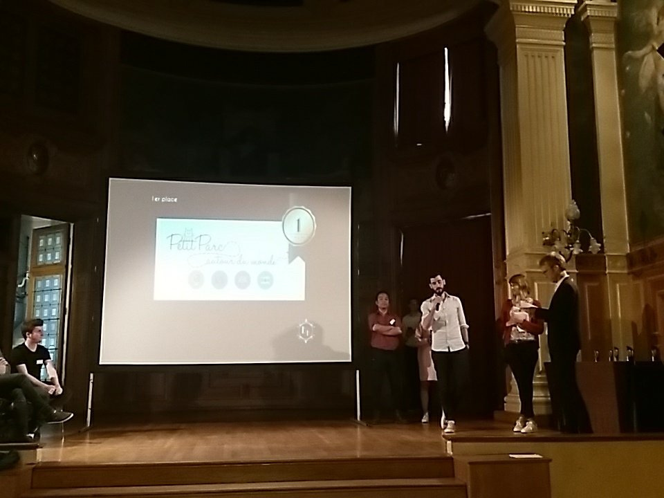 ClashOfBlogs's tweet photo. Bravo au blog #petitparcautourdumonde 1er prix #LesBlogBusters #voyage https://t.co/SzE1kXanCA