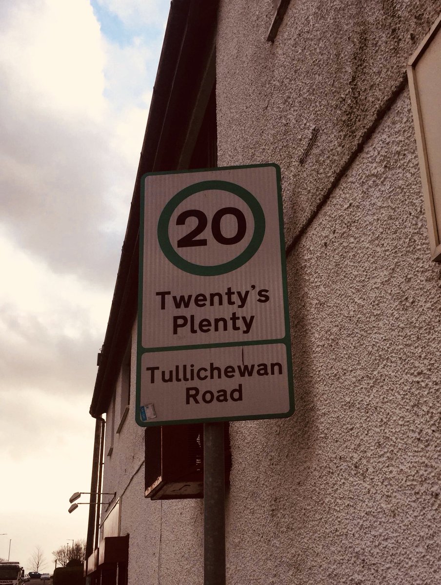 DarleneW24's tweet photo. Scotland gets it right! And please don’t get mad at me if I drive school zone speed limits all day in school zones ☺️@ingridroughead https://t.co/xtIK0ZboKC
