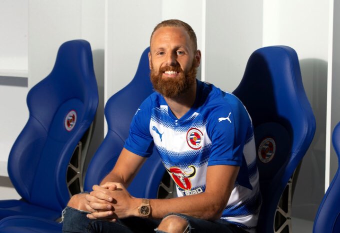 ChatChamp's tweet photo. Reading announce the signing of David Meyler from Hull City on a two year deal. #readingfc #hcafc (@ReadingFC) https://t.co/gfRd38CDgE