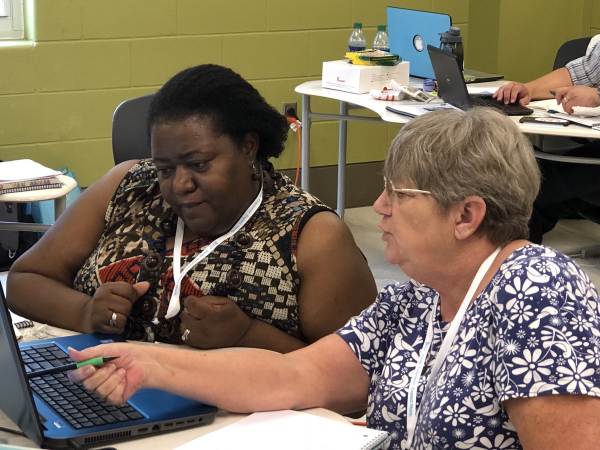 lee_calton's tweet photo. Day 2 of CSD 5day WS: Ts have on their “learner hats” as they practice pair programming #expectmore18  @AplusCR @VinnyCSed @TeachCode @AlabamaCsta https://t.co/RABvSR8LvD