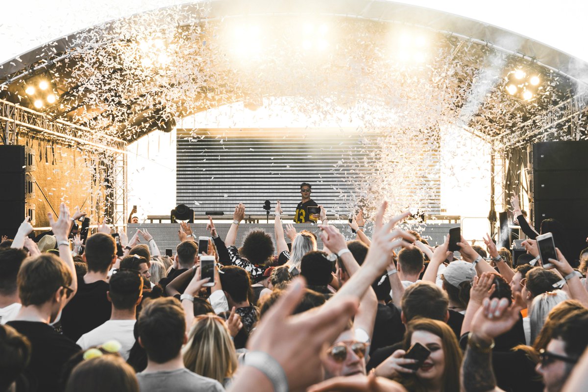 Fancy a chance to win an exclusive festival experience!? 

Then enter here 👉 go.hubrick.com/win_hubricktw

Sign-up and you’ll be automatically redirected to the competition post. Good luck 👊 #hubrick