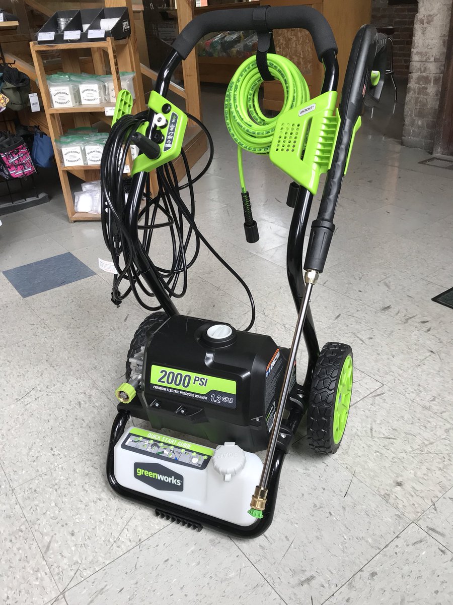UrbanKrag's tweet photo. 2000 psi of hold cleaning madness = upping our game. https://t.co/5Gd8EFlep5