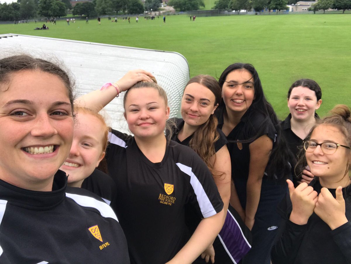 BFS_sport's tweet photo. Cracking day at the @BedfordModern girls cricket 8’s tournament today! @bedsfreeschool had a yr7 team and a yr9/10 entered. Great to see so many of our girls out playing cricket! #teamup #gobfs https://t.co/BPlVQsn4nI