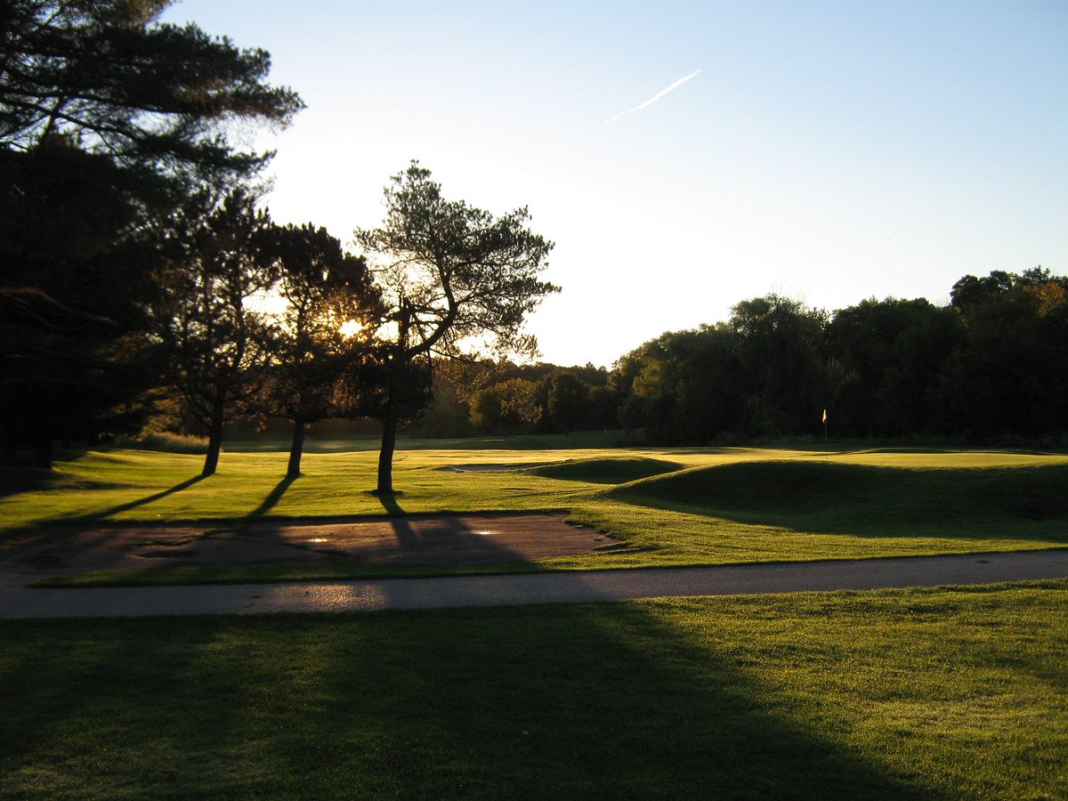 VisitLakeSimcoe's tweet image. #plant #health is key for #turf care @briarsgolf . #greengolfleaders ow.ly/xxqy30jQTqk