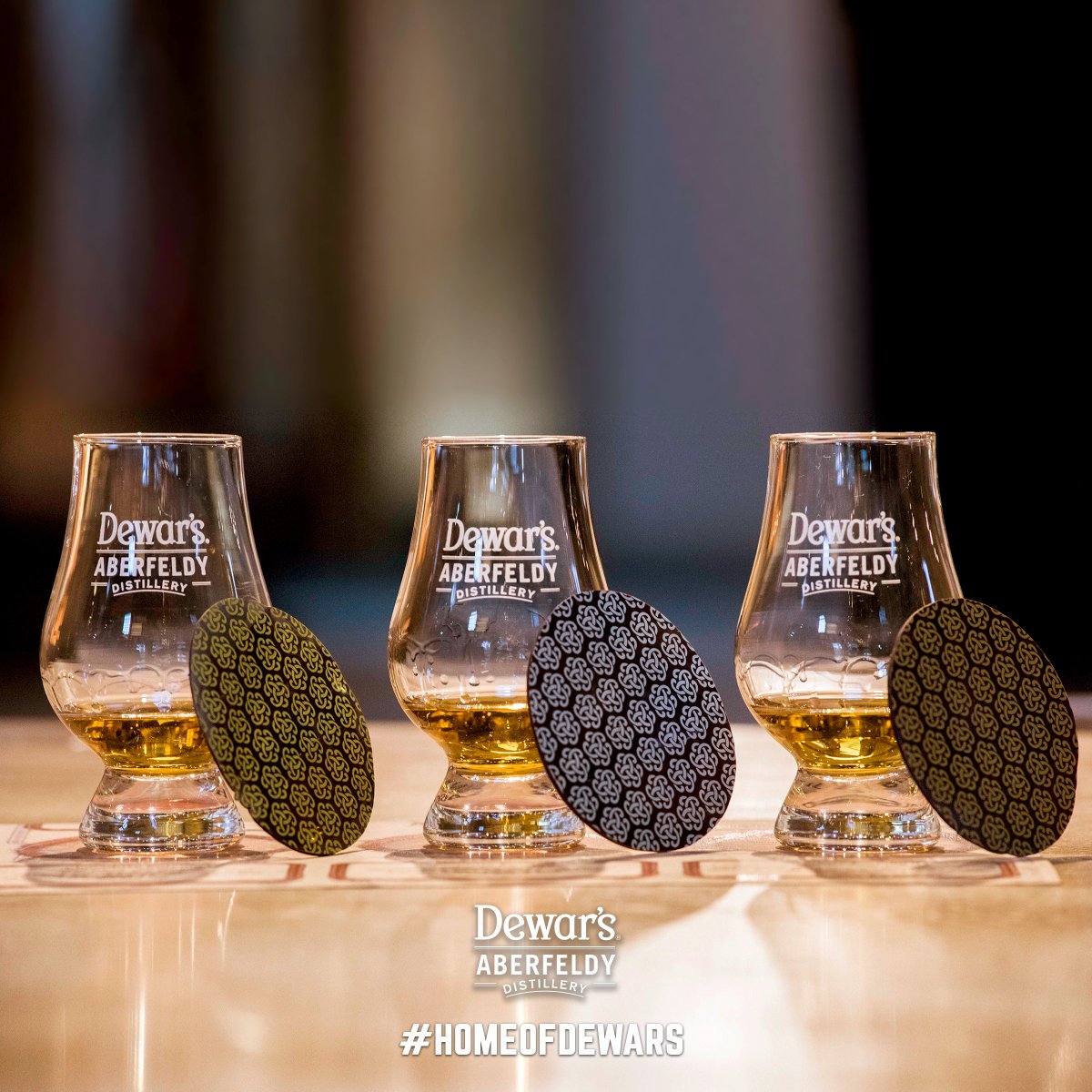 The ultimate win-win situation! Our our luxurious Whisky & Chocolate Tasting Tour, available Mon-Sat at 10am. Book today:
bit.ly/2IeEFC6 #HomeofDewars #dewars #dewarswhisky #whisky #darkchocolate #singleoriginchocolate #visitscotland #berudenotto #dontmindifIdo