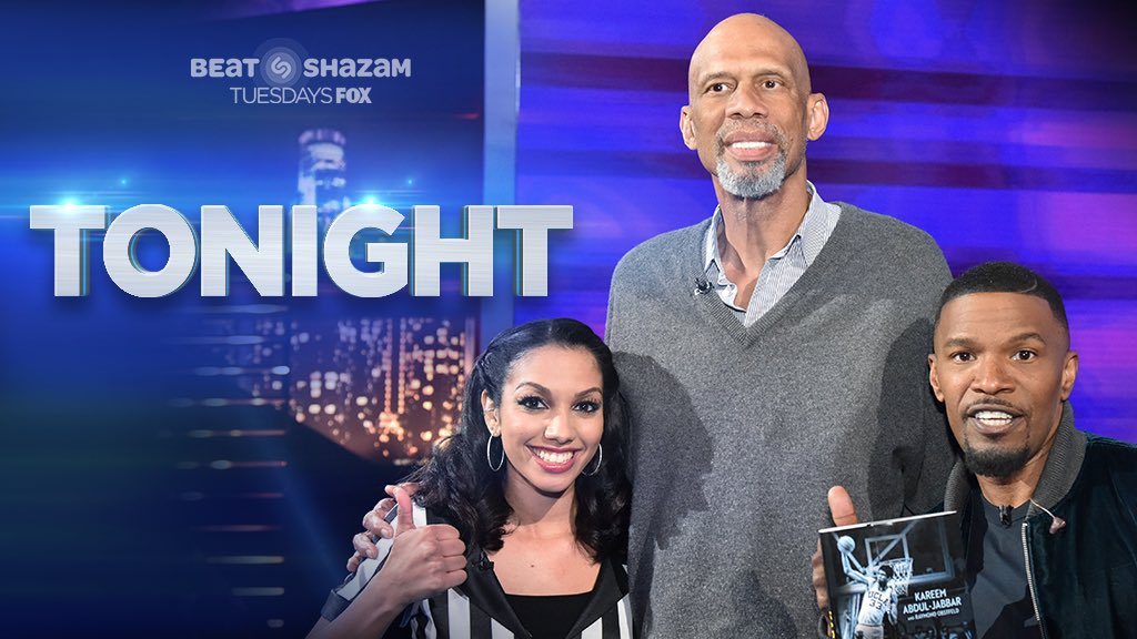 iamjamiefoxx's tweet photo. All new @beatshazamfox tonight with a LEGEND @kaj33!!! Who’s in your Top 5?🏀 Thank u to all the fans for supporting and making it the best show!!! Make sure you tune in tonight 8/7c on FOX. 🦊🦊🍾🍾💴💴 #beatshazam #daddydaughtertime #foxonfoxx #kareem https://t.co/A3CUgQ5bR4