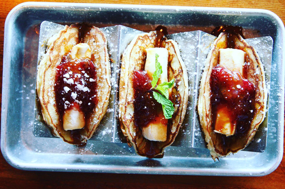 BodegaTacoBar's tweet photo. Sunday Funday is the new Taco Tuesday due to these Pancake Tacos; Berries, cream cheese, cajeta, and agave syrup. https://t.co/PXpeKF57rI